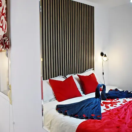 With Jacuzzi En Torremolinos, Garipolo 1 By Namaste Elite Torremolinos